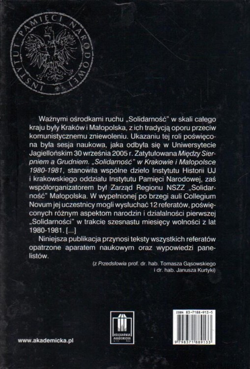Między sierpniem a grudniem. PRACA ZBIOROWA