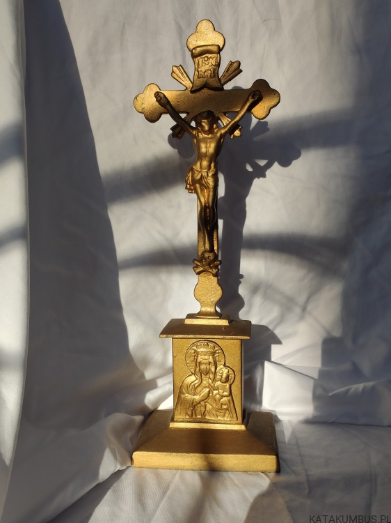 Krzyż.