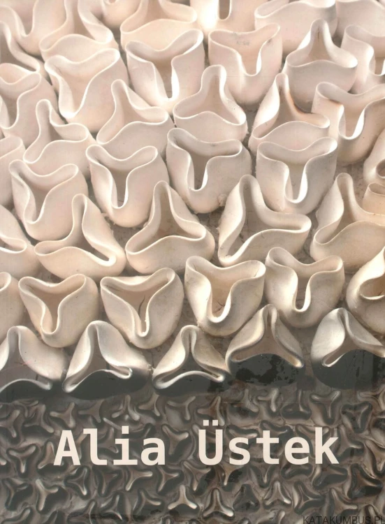 Alia Üstek. PRACA ZBIOROWA